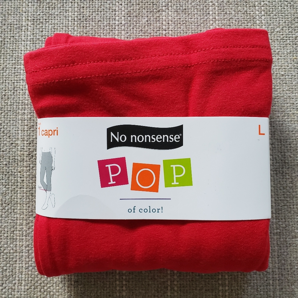 No Nonsense Red Capri Leggings Large